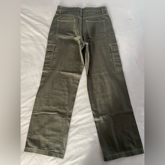 H&M Olive Green Cargo Pants - Picture 4 of 5
